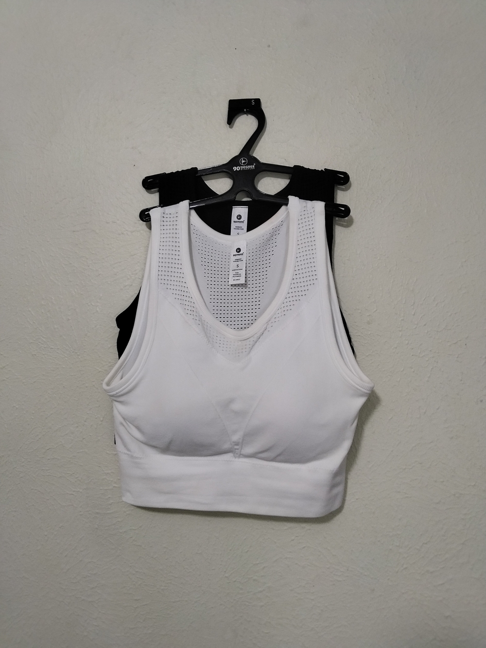 90 Degrees By Reflex 2 Pack White/Black Pull Over Sports Bras Size Small NWOT